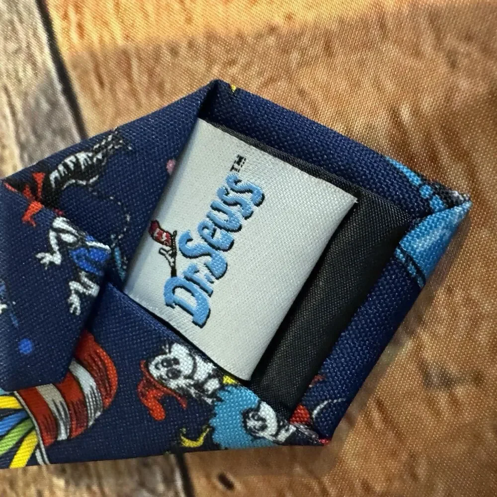 Dr Seuss The Cat in the Hat Necktie Novelty Tie Book Teacher Read Across America